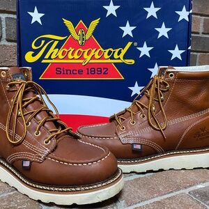 Men’s Thorogood American Heritage Moc Toe Boots